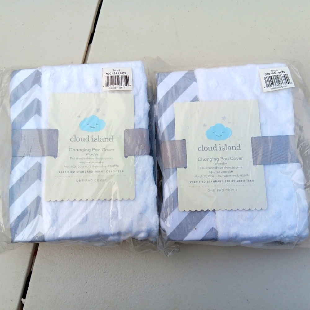 Set of 2 Cloud Island Changing Pad Covers Gray White Chevron Plush Wipeable NEW